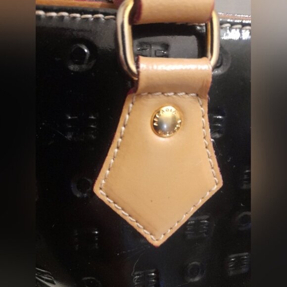 Arcadia - Patent Leather Shoulder Bag - Picture 5 of 14